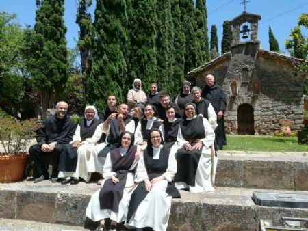 Durante un descanso por los jardines de clausura